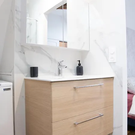 L'auberge Du Paon Appartement *